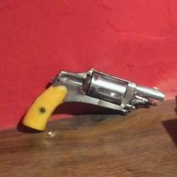 Tres Jolie revolver ancien dit "Little dog" bulldog velodog hammerless fonctionnelle calibre 6mm