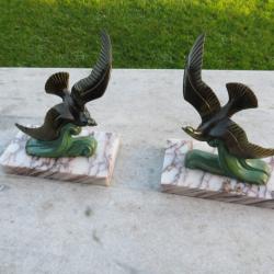 Art-Déco - Ancienne paire de serre-livre à décor d'oiseau sur une vague - FRANCE (Vers 1930)