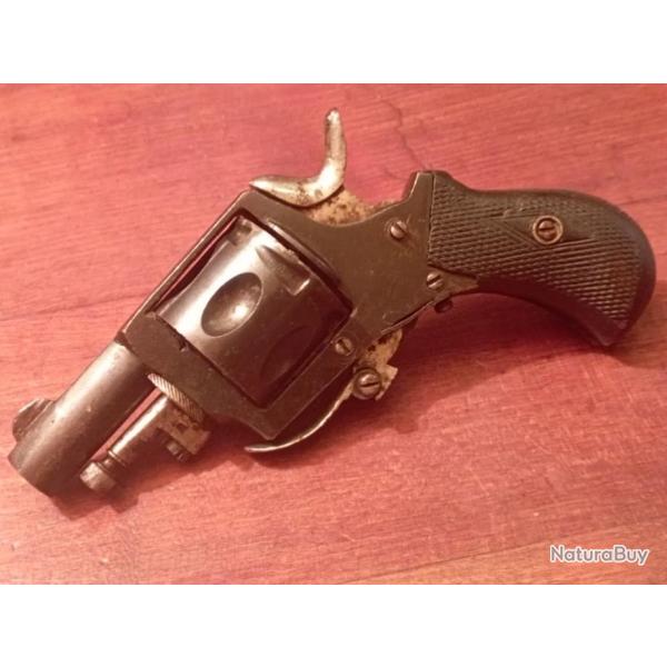 Trs revolver Bull-dog ELG en 320.