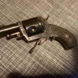 Revolver Bulldog 320