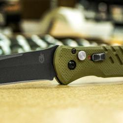 Couteau Automatique Gerber Propel Downrange Auto Tanto Lame Acier S30V Manche OD Green USA G1317