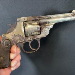 Revolver IVER JOHNSON cal 38sw