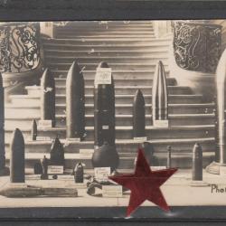 CPA -photo NANCY (Meurthe et Moselle) - Exposition d'obus à l'Hôtel de Ville 1916 N°773