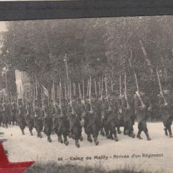 CPA - Militaria - 64. Camp de Mailly - Arrivée d'un Régiment N°858