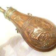 Poire à Poudre Militaire Française XIXème Siècle - Laiton Et Cuir - Authentique