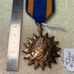 MÉDAILLE U S A   AIR MEDAL  AIR FORCE  W W 2  1939 / 1945