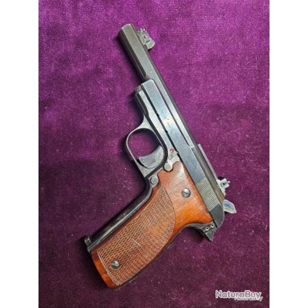 Pistolet MAB R22, "le Chasseur", calibre 22Ir, annes 50, FRANCE, Catgorie B