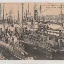 CPA -BOULOGNE-SUR-MER Flottillle de Torpilleurs  N°1237