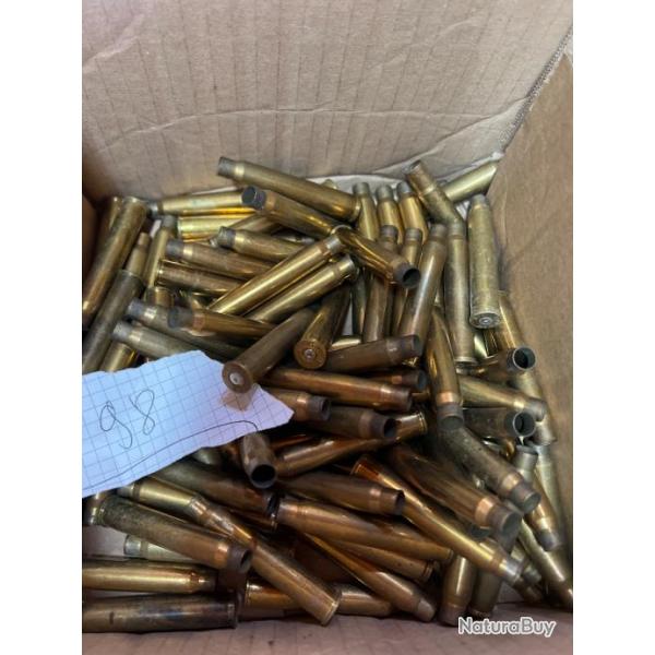 LOT DE 98 DOUILLES VIDE CALIBRE 30 R BLASER TIREE UNE SEUL FOIS