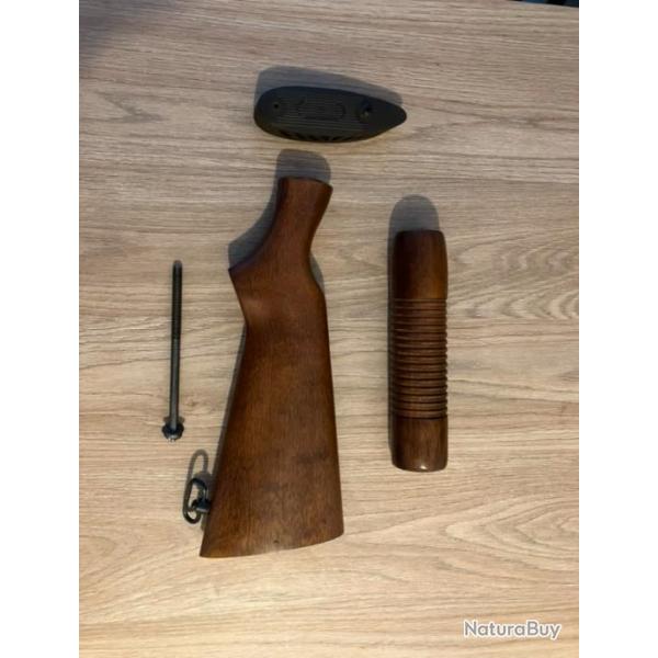 Crosse et pompe Mossberg 500