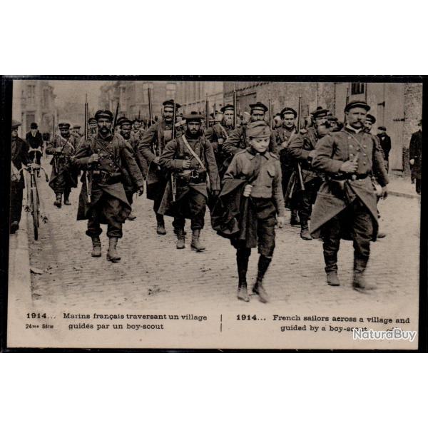 CPA  -Marins franais traversant un village guids par un boy scout  N0003