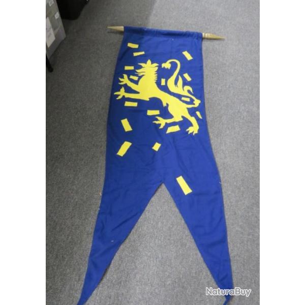 Grand drapeau/bannire  - 178cm de long