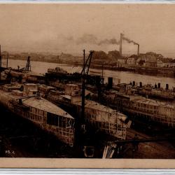 CPA - CHALON SUR SAONE SCHNEIDER CHANTIERS DE 11 TORPILLEURS ANIMEE SAONE ET LOIRE N°1262