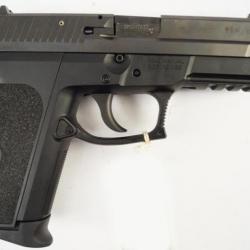 Pistolet Sig sauer P2022  9X19