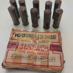 Cartouches de chasse pour collection à douilles métalliques calibre 16 plomb 6 dans boite d'origine.