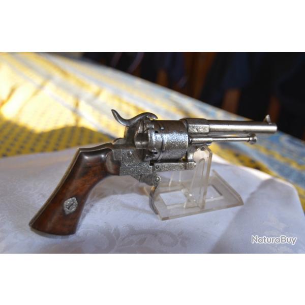 REVOLVER LEFAUCHEUX DOUBLE ACTION EN 7 mm