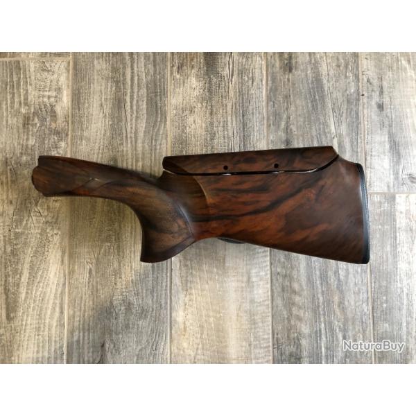 Vends magnifique Crosse rglable Beretta B-Fast Trap gaucher pour un Dt 11 ou Dt 10 tat neuf.