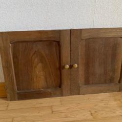 Belles portes de placard bois vintage