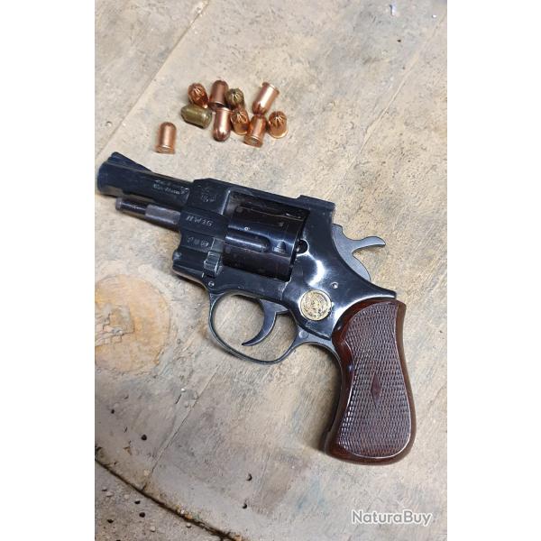 Rare Revolver d'alarme, 9mm  ou 380  ARMINIUS HW 1 G d'origine .Gas-Alarm 380 .Made in Germany