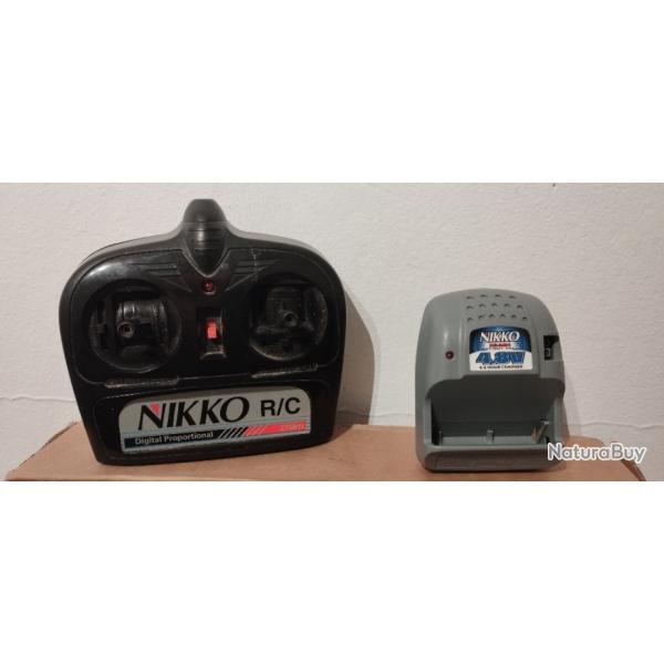 Chargeur Nikko 4.8V + radiocommande Nikko 27Mhz