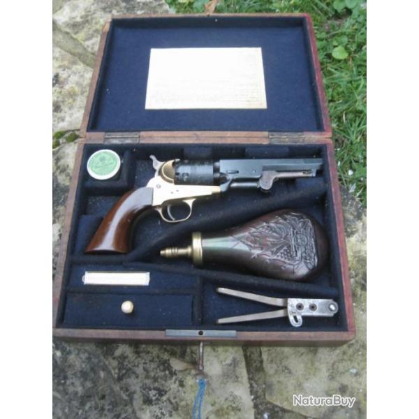 Colt sheriff en coffret, neuf, avec accessoires