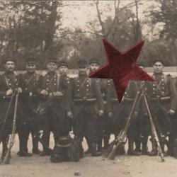 CPA -Carte Photo Groupe de Militaires- N°339