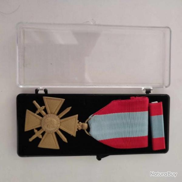 Mdaille Ordonnance CROIX DE GUERRE TOE = Thtres d'Oprations Extrieures