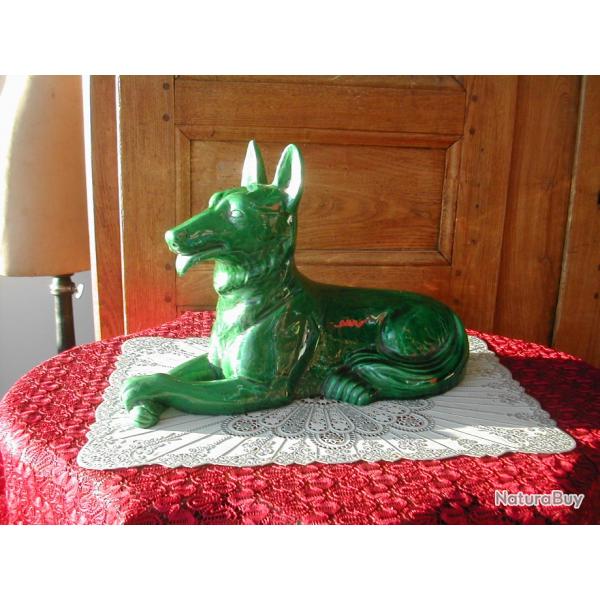 LE CHIEN VERT Statue Animalire Art Dco Cramique ST CLMENT Vintage 60 TB.Etat