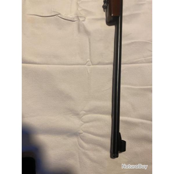 Carabine 22lr 22 long rifle Voere  verrou. Canon filet pour silencieux et rail pour lunette.