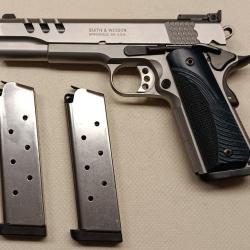 PISTOLET S&W 1911 PERFORMENCE CUSTOM BLEU CALIBRE 45ACP OCCASION