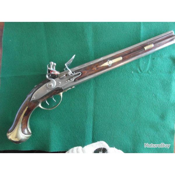 Peu courant grand pistolet  silex  2 canons superposs dbut 18