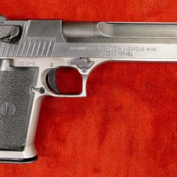 DESERT EAGLE 44 MAG