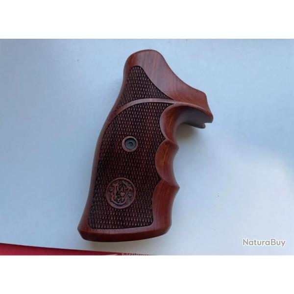 grips crosse bois target pour smith wesson carcasse N square butt target