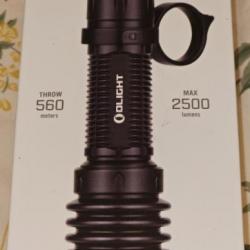 Lampe olight Warrior x3 (tête crénelée modifiée)