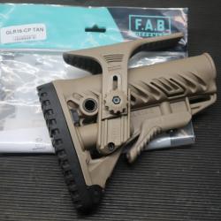 Crosse Flat Dark Earth FAB Defense GLR-16 CP avec busc/appui-joue réglable AR-15/M4/M16 REF 83/2024