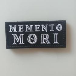 Patch écusson brodé velcro memento mori 9/4cm