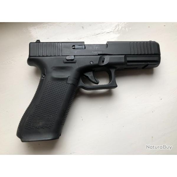 PISTOLET D'ALARME  GLOCK 9 mm PAK