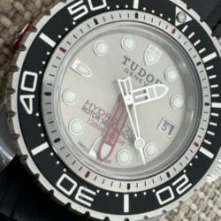 montre tudor hydro 1200