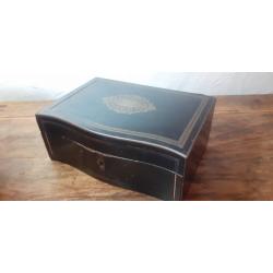 Coffret boîte ancien   pour  pistolet ou révolver  tir duel Colt smith  and Wesson  lefaucheux  E