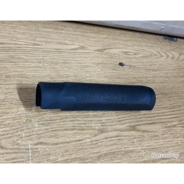 ORIGINAL HOGUE OVERMOLD O.M. SERIES SHOTGUN FOREND BLACK DEVANT MOSSBERG 500 / 590 ETAT NEUF !!!