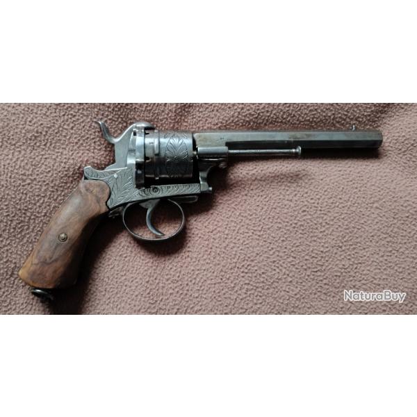 Beau revolver  broche 11mm