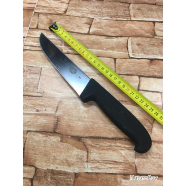 Couteau de boucher victorinox 16 cms noir