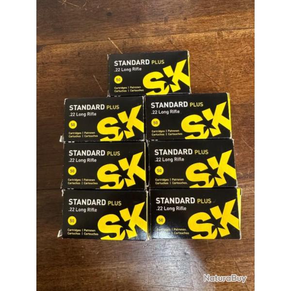 Lot de 7 botes de 50 munitions 22lr SK standard plus