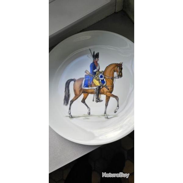 3 assiettes collection exclusivit Gendarmerie Nationale   Cheval dit Porcelaine Lafarge Limoges