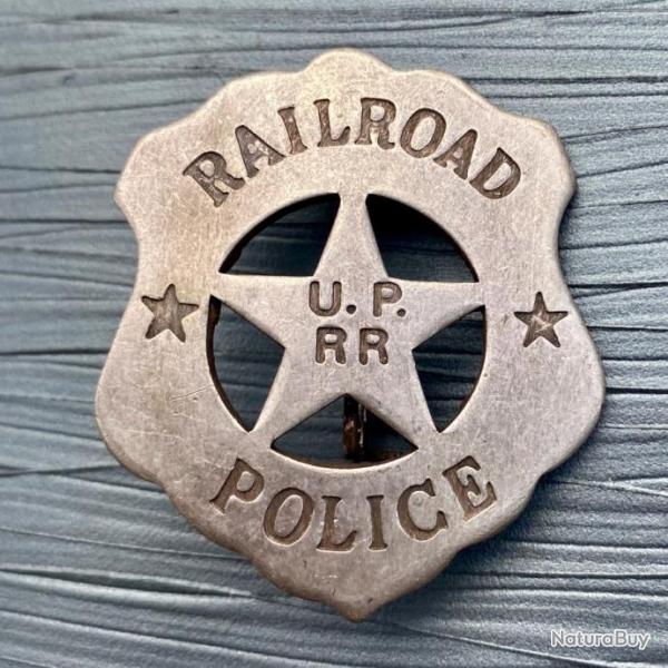 Reproduction ancienne de badges de la Railroad Police.