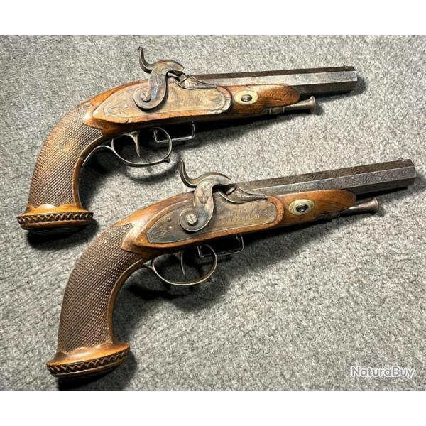 Paire de pistolets XIX -me cusson et fils  Clermont 1 euro sans prix de rserve !!!!