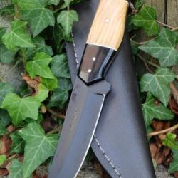 Couteau Skinner Lame Drop Point Acier Carbone 1055 Black Manche Bois/Résine Etui Cuir Fab Artisanat0