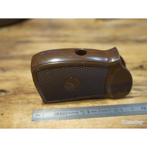 Poigne plastique marron du pistolet Makarov