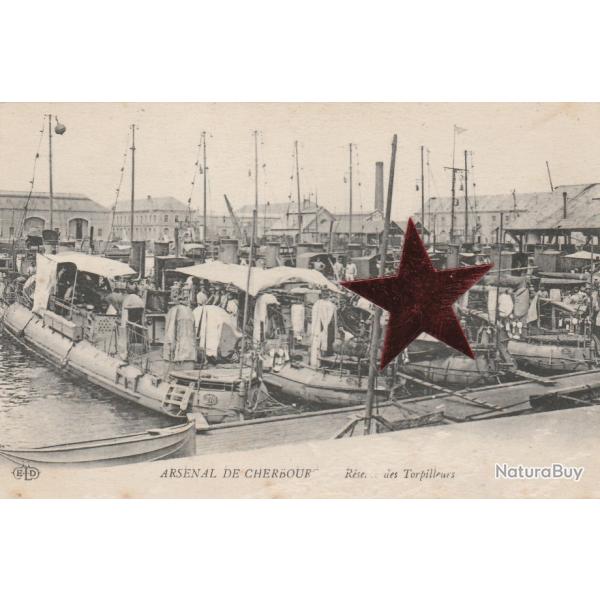 CPA -Militaria -Cherbourg - arsenal - rserve des Torpilleurs- N512