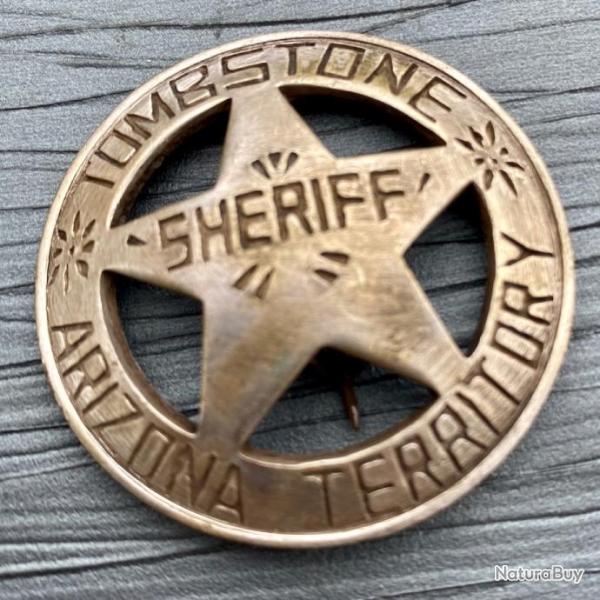 Reproduction ancienne d'une toile de Sheriff avec l'inscription "Tombstone Arizona Territory"